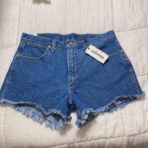 NWT Wrangler jean shorts